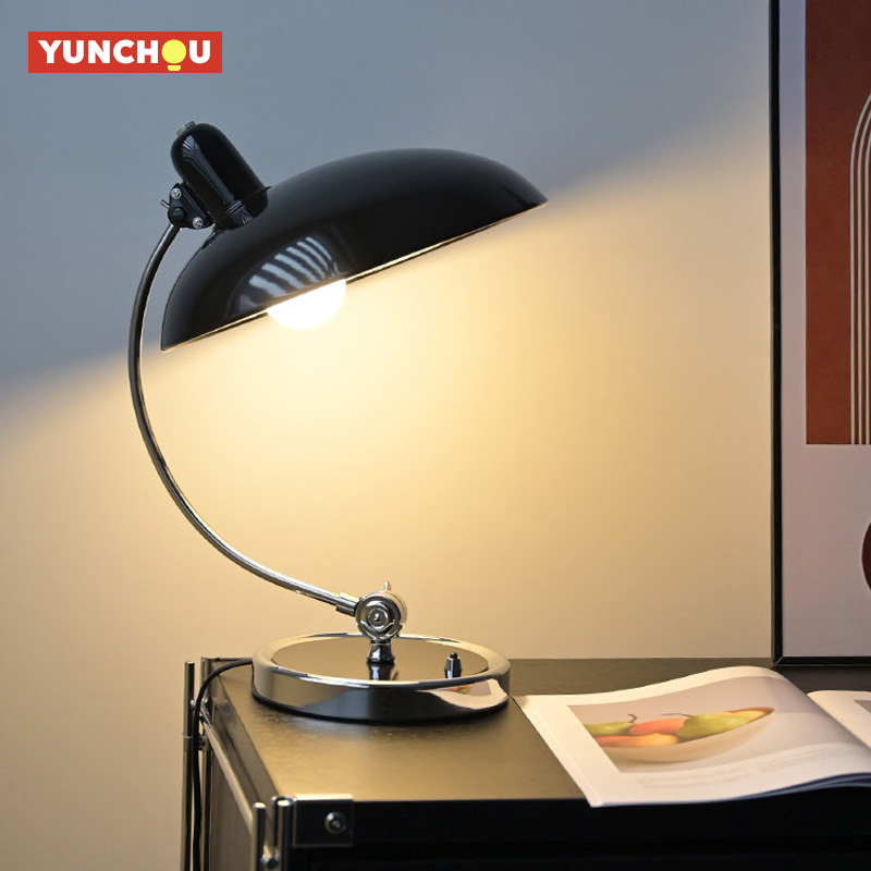 Desk Setup Minimalist - Modern Bauhaus Ayarlanabilir Masa Lambası Minimalist
